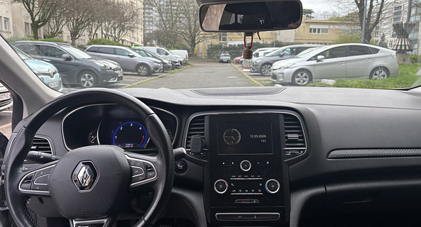 location-RENAULT-Vitry-sur-Seine-roadstr