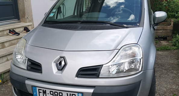 location-RENAULT-Sainte-Sigolène-roadstr