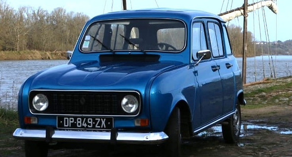 location-RENAULT-Vouvray-roadstr