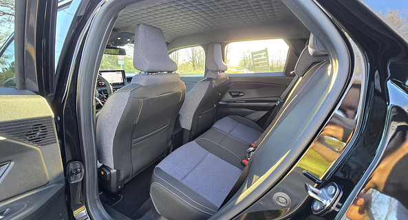 location-RENAULT-Saint-Julien-roadstr