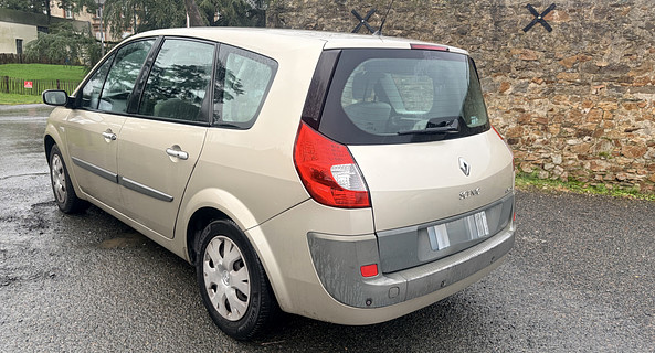 location-RENAULT-Cholet-roadstr