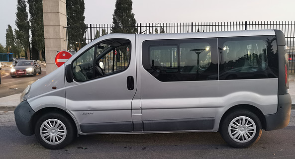 location-RENAULT-Avignon-roadstr