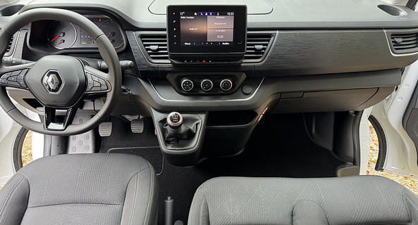 location-RENAULT-Cherbourg-en-Cotentin-roadstr