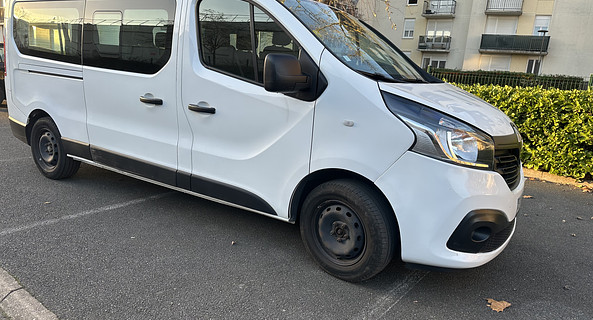 location-RENAULT-Pontoise-roadstr