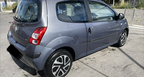 location-RENAULT-La Seyne-sur-Mer-roadstr