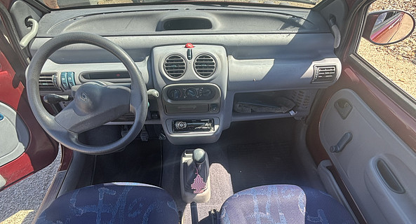location-RENAULT-Ajaccio-roadstr