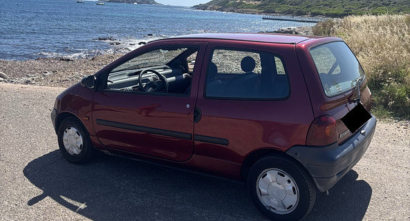 location-RENAULT-Ajaccio-roadstr