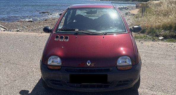 location-RENAULT-Ajaccio-roadstr
