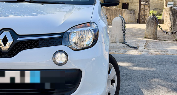 location-RENAULT-Angers-roadstr