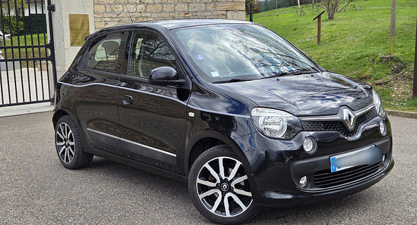 location-RENAULT-Lyon-roadstr