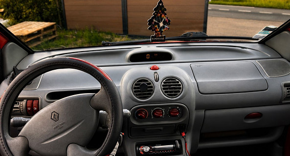 location-RENAULT-Saint-Germain-Laval-roadstr