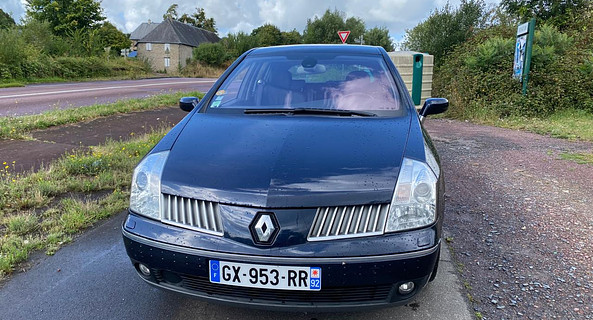location-RENAULT-Bron-roadstr