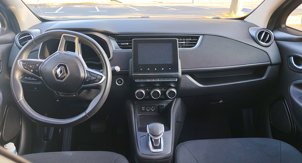 location-RENAULT-Caen-roadstr