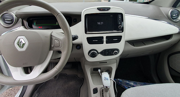 location-RENAULT-La Roche-sur-Yon-roadstr