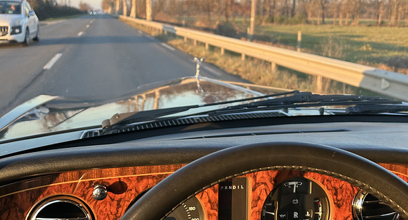 location-ROLLS ROYCE-Roanne-roadstr