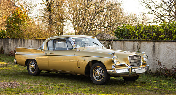 location-STUDEBAKER-Corbigny-roadstr