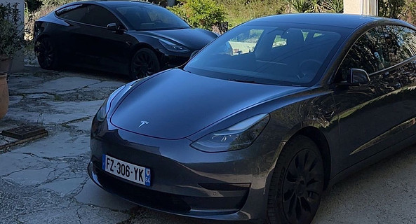 location-TESLA-Aix-en-Provence-roadstr