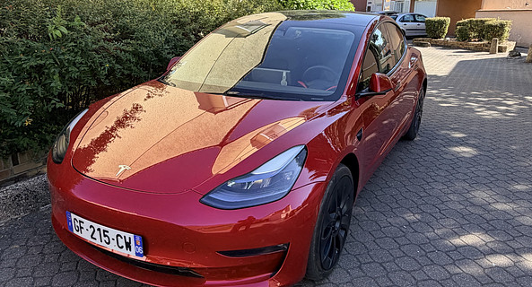 location-TESLA-Montigny-lès-Cormeilles-roadstr