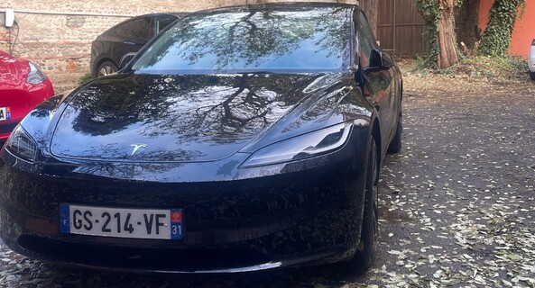 location-TESLA-Toulouse-roadstr