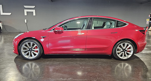 location-TESLA-Saint-Pryvé-Saint-Mesmin-roadstr