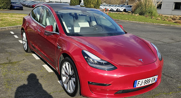 location-TESLA-Saint-Pryvé-Saint-Mesmin-roadstr