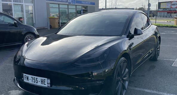 location-TESLA-Saint-Brieuc-roadstr