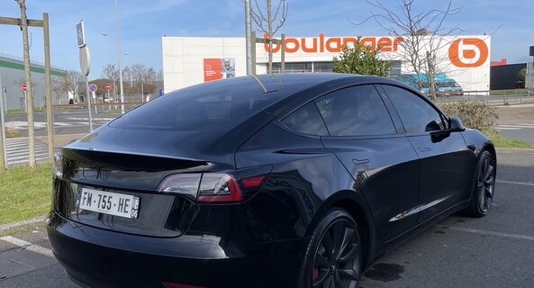 location-TESLA-Saint-Brieuc-roadstr