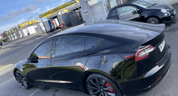 location-TESLA-Saint-Brieuc-roadstr