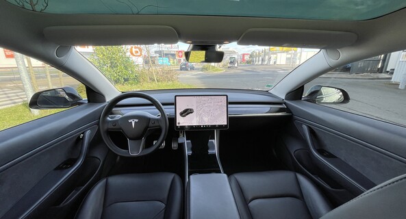 location-TESLA-Saint-Brieuc-roadstr