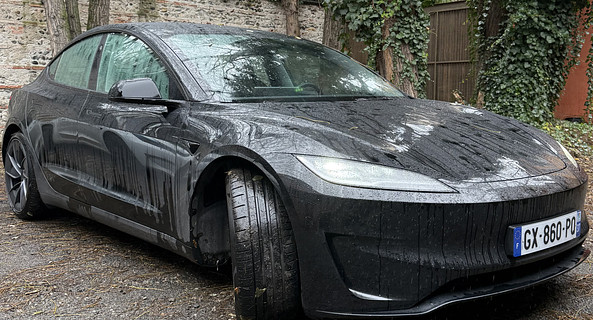location-TESLA-Toulouse-roadstr