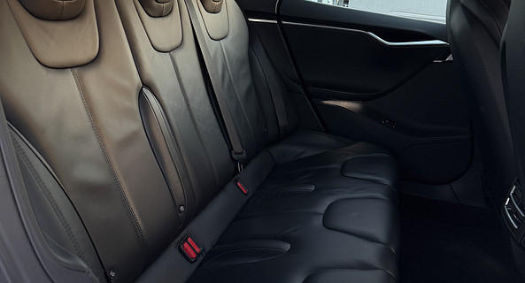 location-TESLA-Les Ulis-roadstr