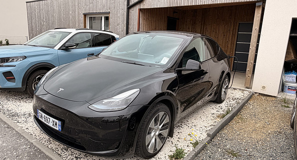 location-TESLA-Feins-roadstr