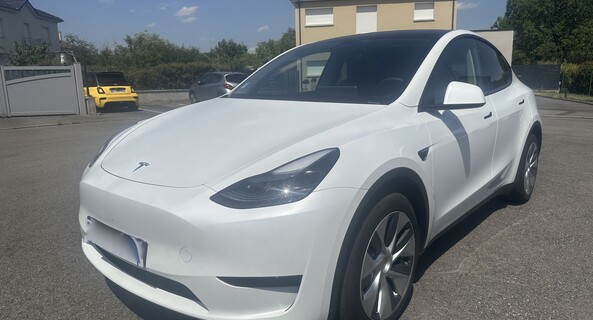 location-TESLA-Thionville-roadstr