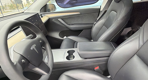 location-TESLA-Feins-roadstr
