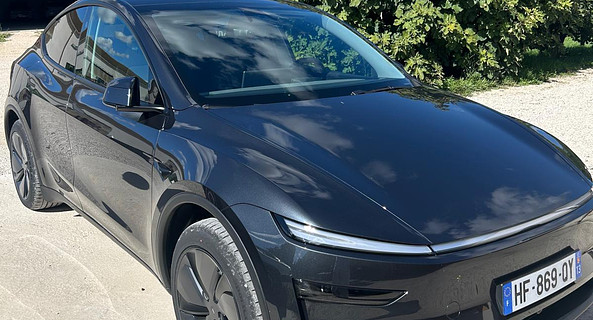 location-TESLA-Cabriès-roadstr