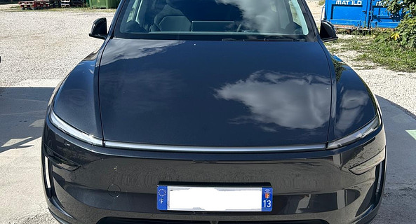 location-TESLA-Cabriès-roadstr