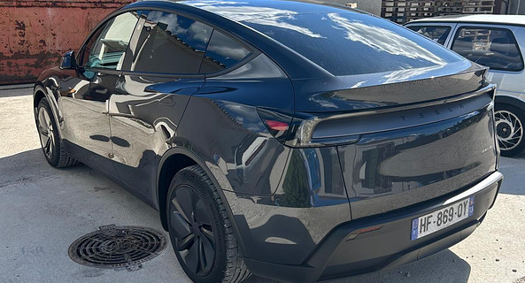 location-TESLA-Cabriès-roadstr