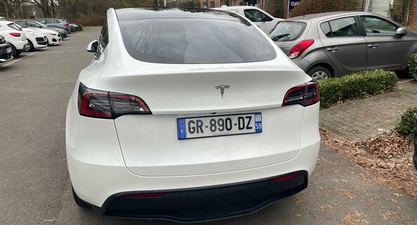 location-TESLA-Villeneuve-d'Ascq-roadstr