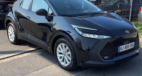 location-TOYOTA-Paris-roadstr