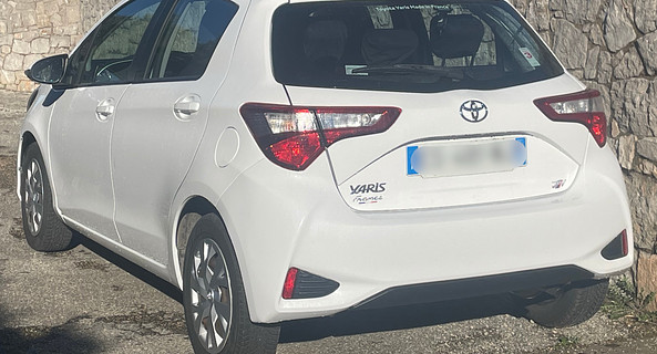 location-TOYOTA-Cannes-roadstr