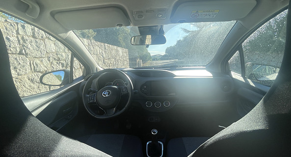 location-TOYOTA-Cannes-roadstr