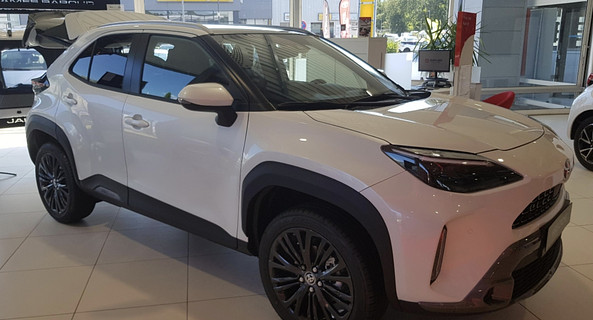 location-TOYOTA-Le Châtelard-roadstr