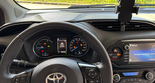 location-TOYOTA-Versailles-roadstr