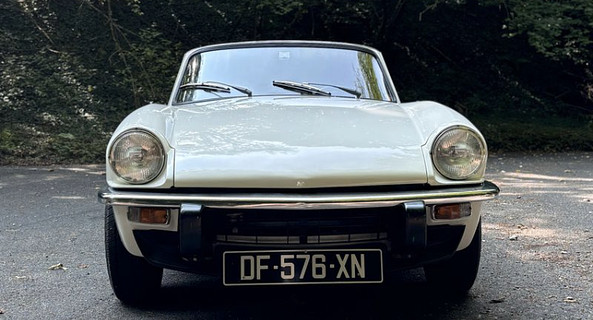 location-TRIUMPH-Rennes-roadstr