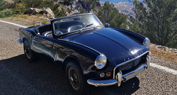 location-TRIUMPH-Toulon-roadstr
