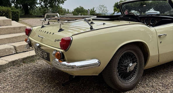 location-TRIUMPH-Jarny-roadstr