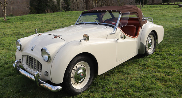 location-TRIUMPH-Châteauroux-roadstr