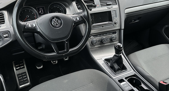 location-VOLKSWAGEN-Limoges-roadstr