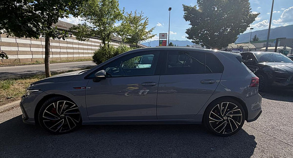 location-VOLKSWAGEN-Saint-Genis-Pouilly-roadstr