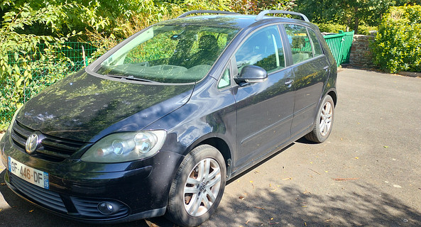location-VOLKSWAGEN-Chevaigné-roadstr